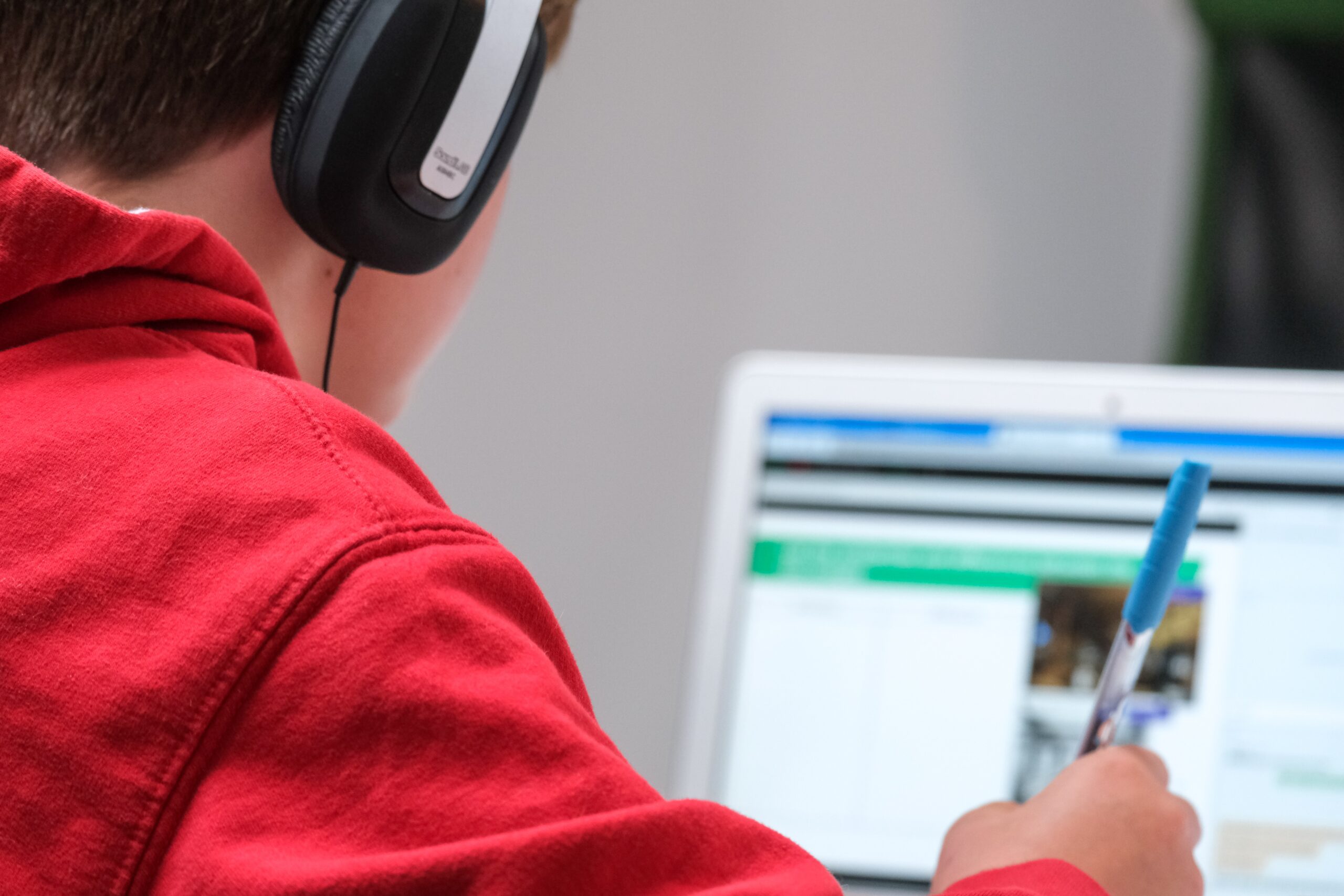 Les écrans et les troubles d’apprentissage chez les enfants